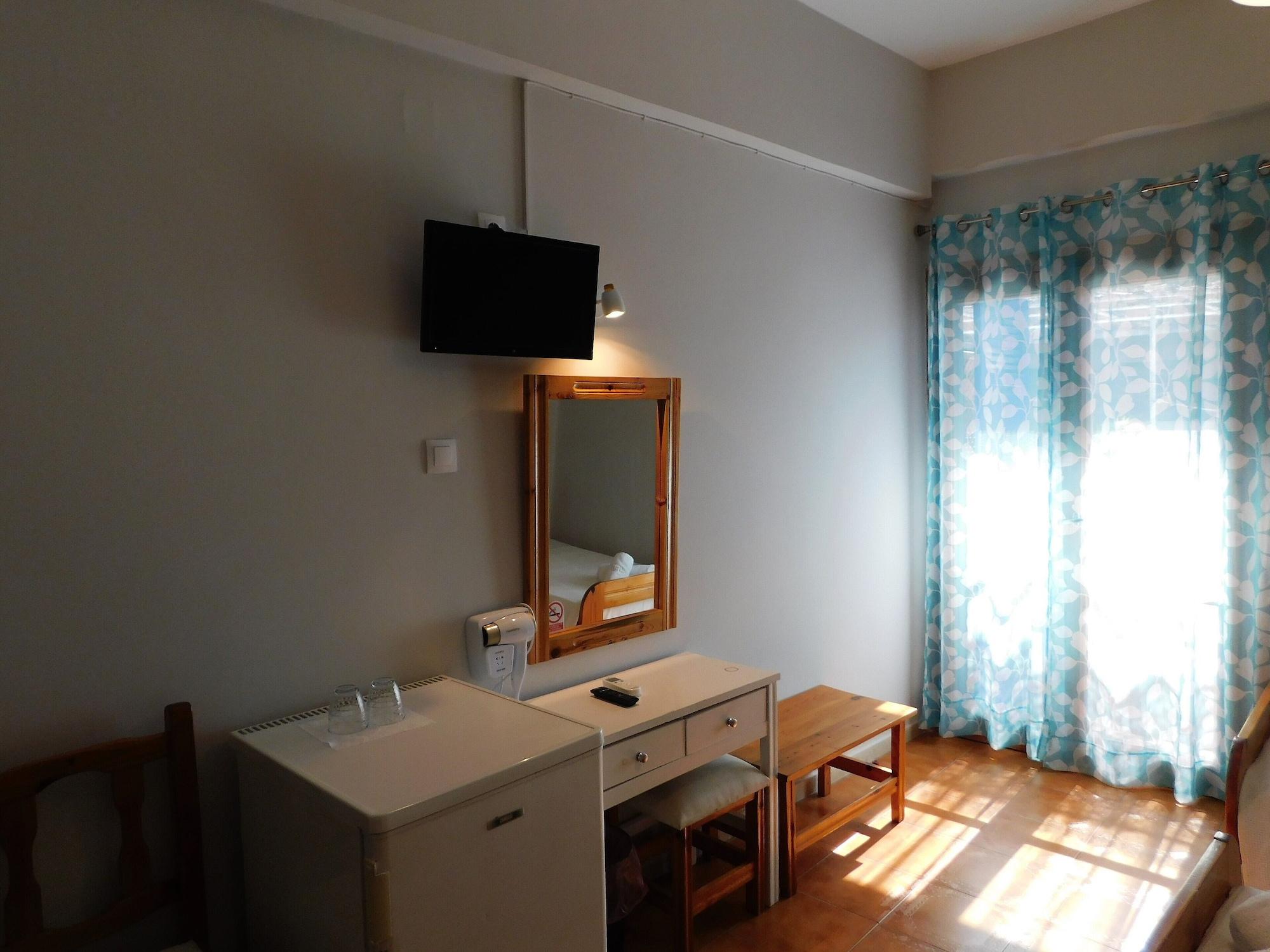 Perdika Mare Guesthouse Ngoại thất bức ảnh