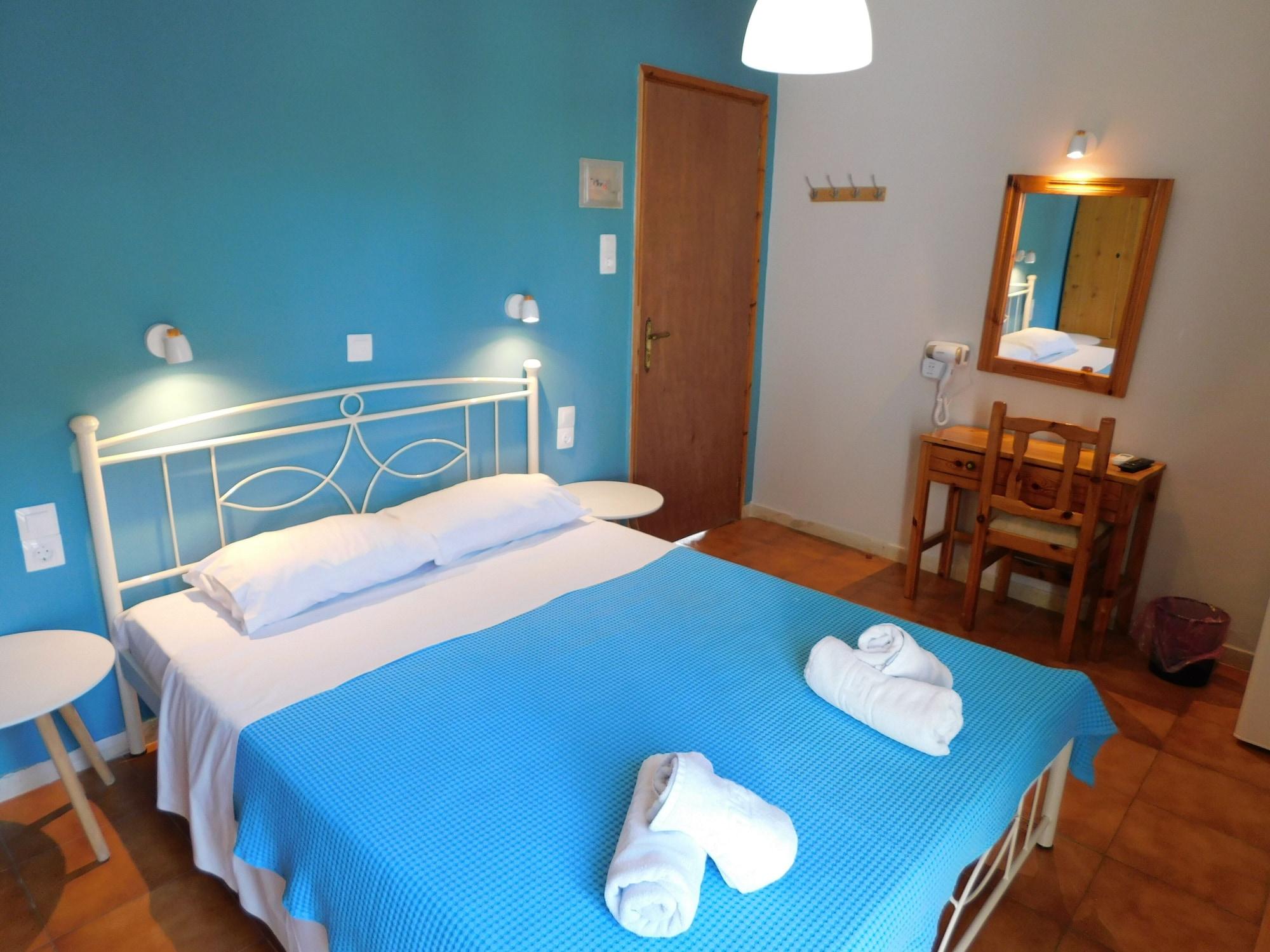 Perdika Mare Guesthouse Ngoại thất bức ảnh